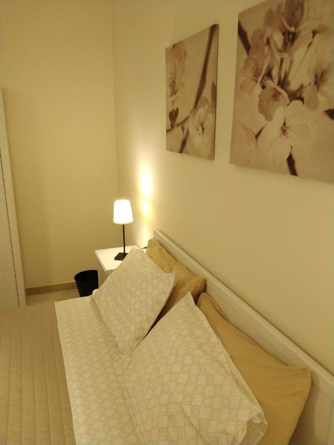 לסי Isi Guesthouse מראה חיצוני תמונה