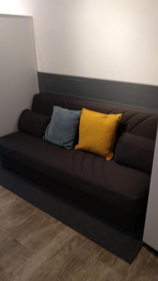 לסי Isi Guesthouse מראה חיצוני תמונה